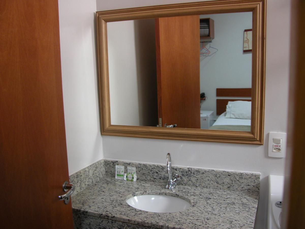 Hotel Avenida Tupã Zewnętrze zdjęcie